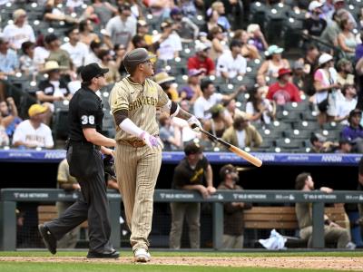 Sencillo productor de Stallings ayuda a Rockies a vencer 3-2 a Padres