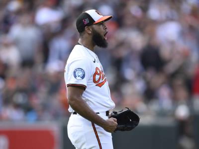 Seranthony Domínguez la tabla de salvación del relevo de los Orioles