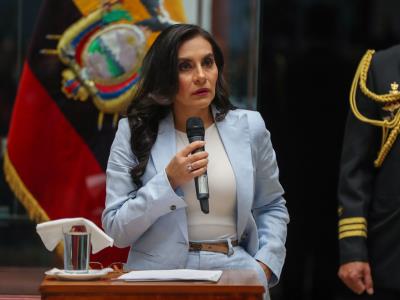 Vicepresidenta de Ecuador acusa a Noboa de violencia política