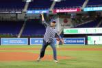Ramón Tallaj lanza primera bola inicio semifinales Serie del Caribe