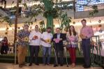 Agora Mall abre su árbol de la esperanza