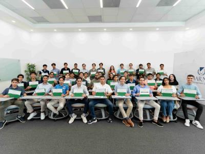 Alpha Inversiones organizó bootcamp financiero para jóvenes en Barna