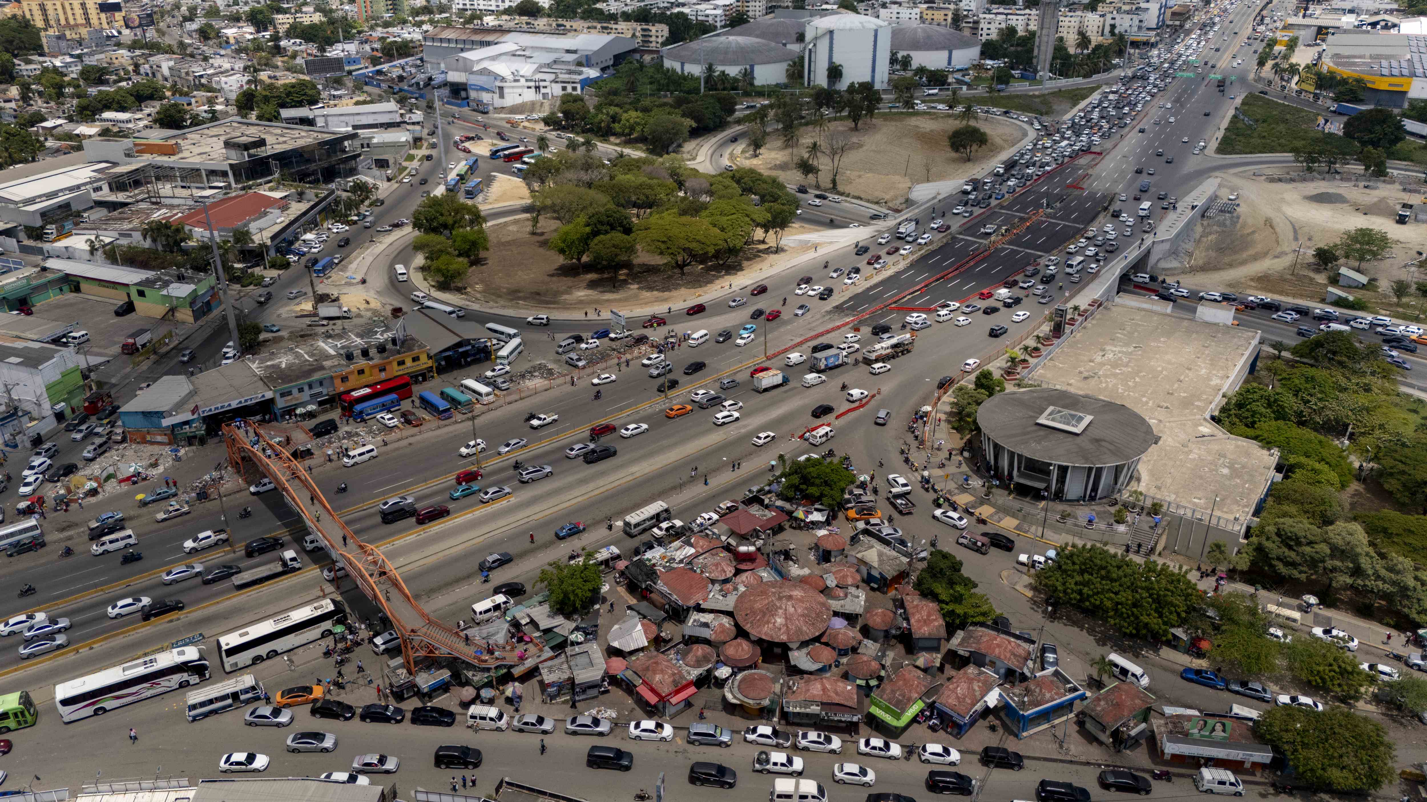 Vista del kilómtro 9 en la autopista Duarte.