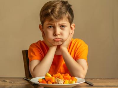 Estudio: los genes influyen en que los niños coman mal
