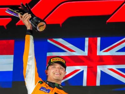 FIA: Landon Norris gana desde la pole en Singapur