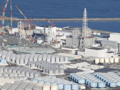 Fukushima intenta extraer residuos radiactivos