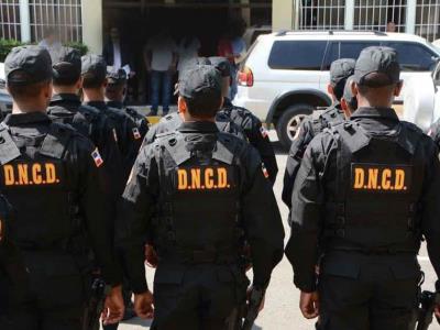 MP acusa en Baní a 11 personas de narcotráfico y tráfico de armas