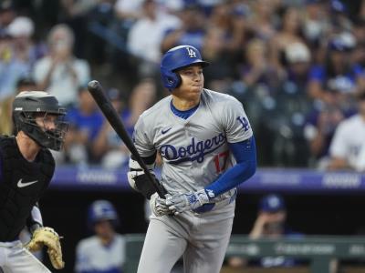 Ohtani pega su 54to jonrón y llega a 57 robos en paliza de Dodgers