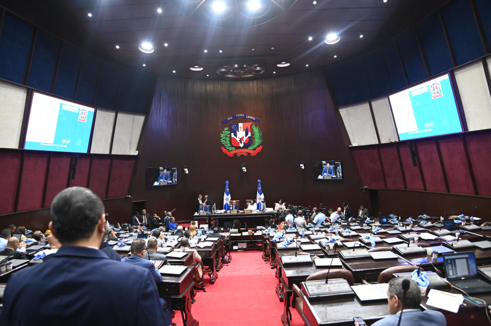 Asamblea aprueba unificación de niveles electorales y mantiene reglas presidenciales en la Constitución