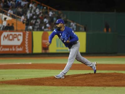 César Valdez se defendió ante Luichy Sánchez en pleno partido… en X