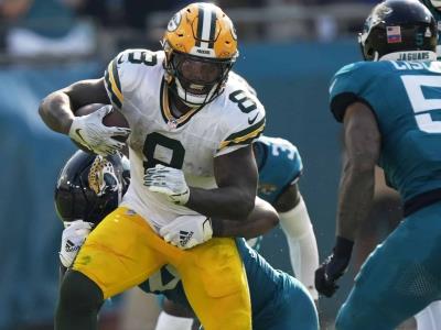 Con Jordan Love mirando desde la banda Packers vencen a Jaguars