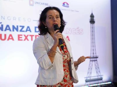 Educación realiza congreso para fortalecer enseñanza del francés