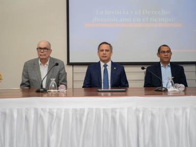 Henry Molina cita digitalización y baja de mora judicial como avances