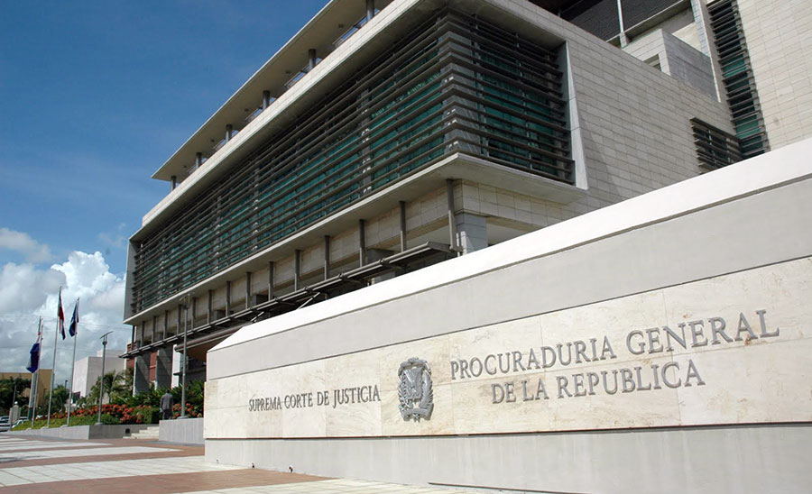 Joel Antonio Estévez Batista, acusado en el caso Arrecife 2.0, se encuentra prófugo.