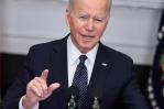 Biden celebra el fin de la huelga de estibadores y alaba la negociación colectiva