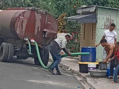 Reclaman agua potable en El Seibo