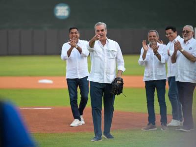 Reinauguración del Estadio de Béisbol en Puerto Plata