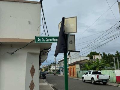 Cambio de nombre de calle Darío Gómez genera conflicto en Santiago