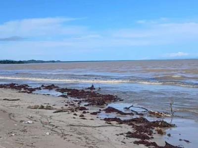 Dos ahogados y varios desaparecidos por crecida de playa en Miches