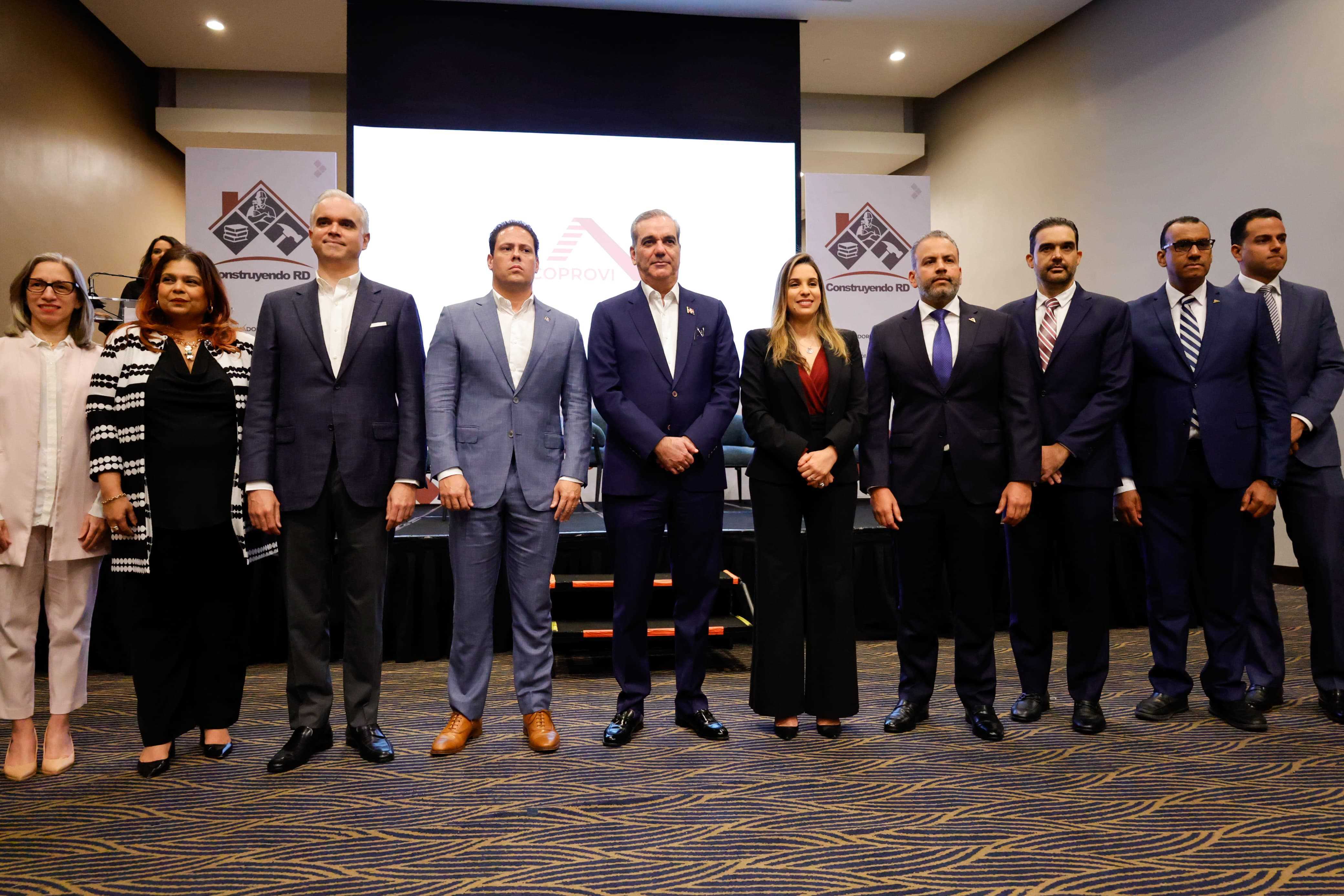 Abinader participó en el lanzamiento oficial de la plataforma Construyendo RD, una iniciativa de la Asociación Dominicana de Constructores y Promotores de la Vivienda (Acoprovi).