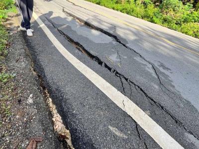 Obras Públicas encuentra falla que produjeron grietas en Samaná