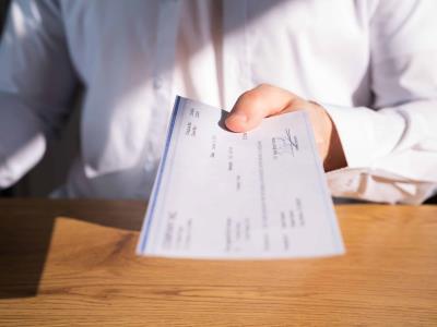 PN advierte estafas con cheques sin fondos a través de las redes