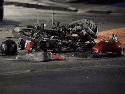 Accidente en Santiago deja dos fallecidos y una persona lesionada