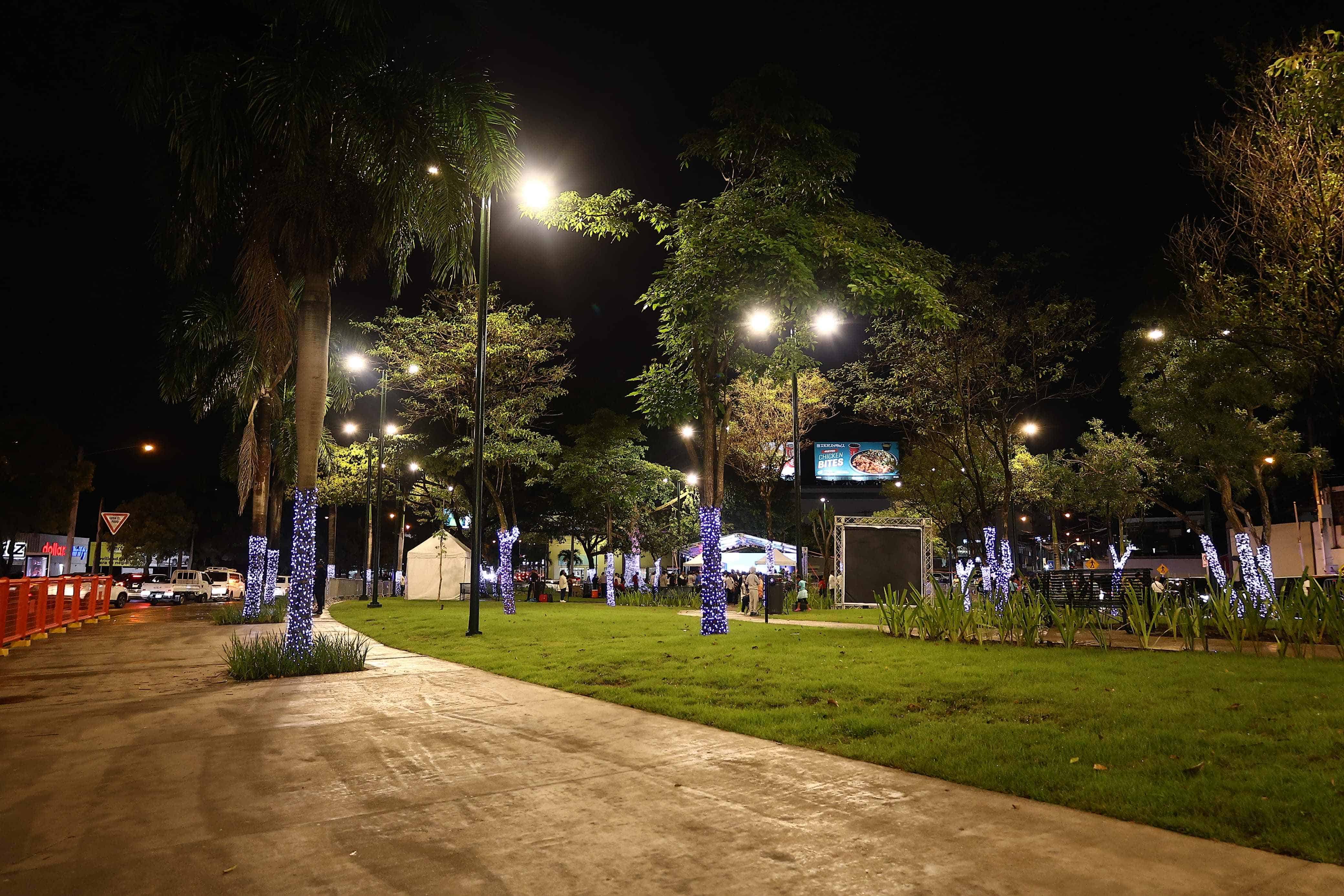 En el Parque Ambiental Los Próceres se priorizaron las caminerías internas y cruces peatonales. 