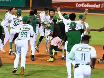 Barrero decide triunfo de Estrellas con hit ganador en inning 11