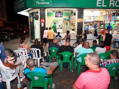 Colmados, fuera de flexibilización de horario para bebidas alcohólicas