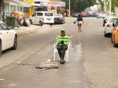 Demandan reparación de calle Juan Evangelista Jiménez