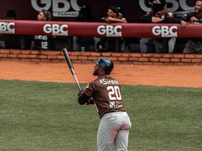 Gigantes del Cibao vencen a las Águilas en busca de la clasificación