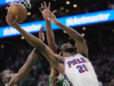 Joel Embiid se repone de caída y lleva a 76ers a victoria