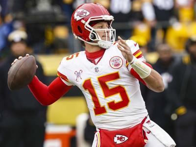 Patrick Mahomes y Chiefs aseguran 1er puesto de la AFC