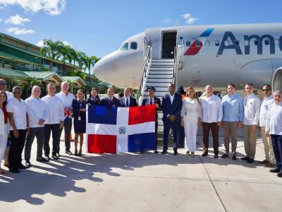 Reciben primer vuelo de la ruta Miami-La Romana