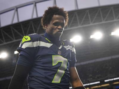 Seattle Seahawks buscan estar en pelea, frente a los Bears en baja