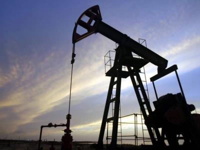 Sube precio del petróleo impulsado por geopolítica