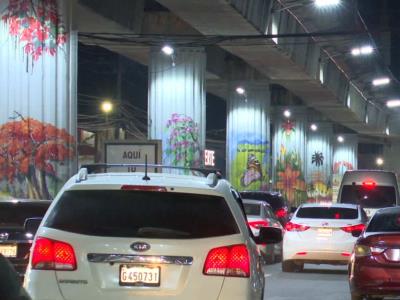 Vistosos murales adornan la línea 1 del Metro