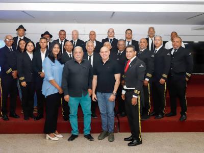 Alcaldía de Santiago impulsa renovación de Banda Municipal de Música