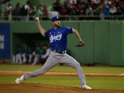 Brooks Hall abrirá por el Escogido ante Lara en la Serie del Caribe