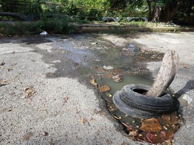 Colapsa sistema sanitario en barrio Ramón Matías Mella