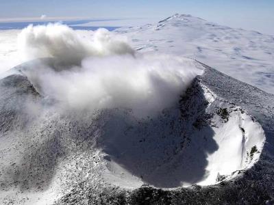 Deshielo de la Antártida puede activar volcanes ocultos