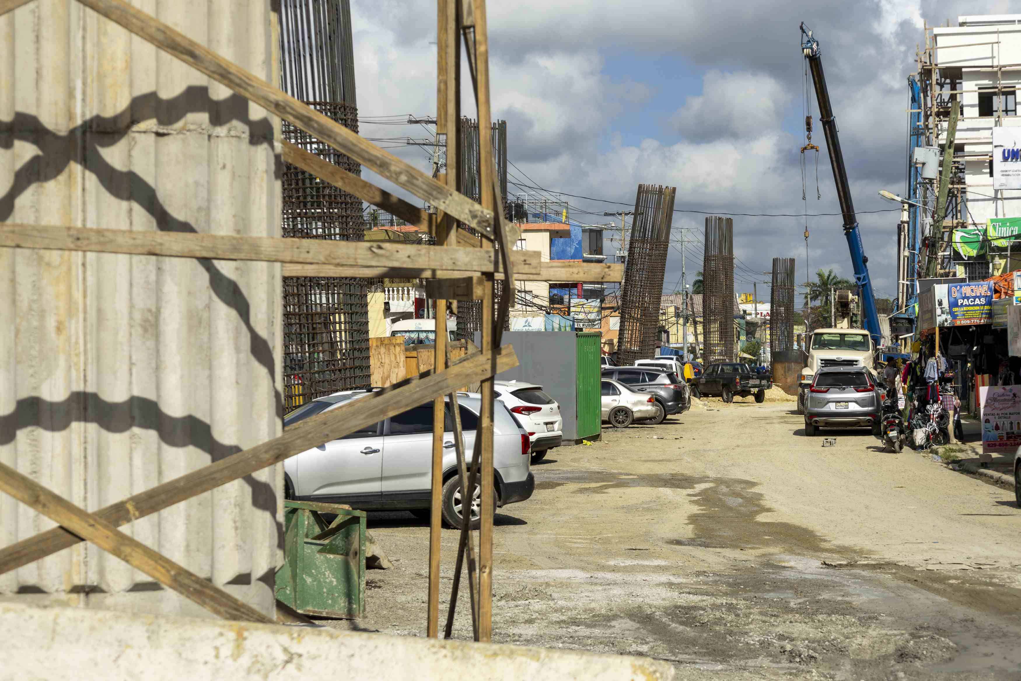 Las columnas en construción.