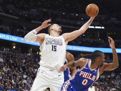 Jokic logra su 19no triple-doble; Nuggets vencen 144-109 a 76ers