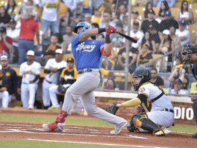 Licey a medio camino de la final; Águilas con poco margen de error