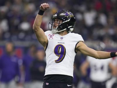 NFL investigará acusaciones contra pateador de Ravens