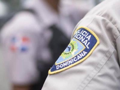 Ocupan 29 tarjetas bancarias y armas en Santo Domingo Oeste