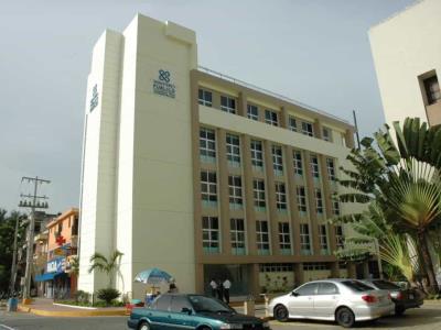 Realizan en estos momentos allanamientos a constructora Grupo Paceo