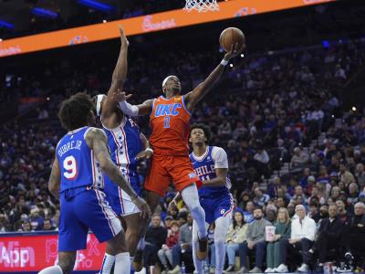 Shai Gilgeous-Alexander anota 32 y Thunder vence a 76ers