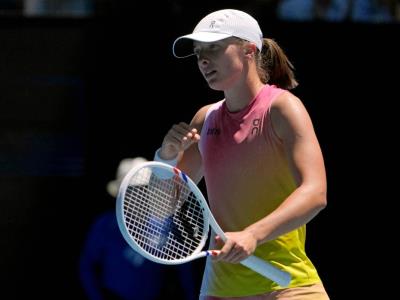 WTA: Swiatek avanza a la 3ra ronda para enfrentar